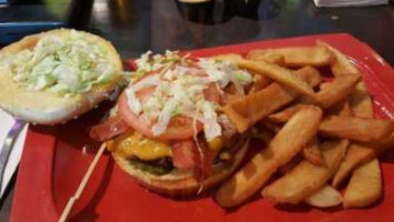 Red Robin Gourmet Burgers And Brews food