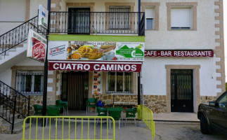 Bar Restaurante Alojamiento Cuatro Caminos outside