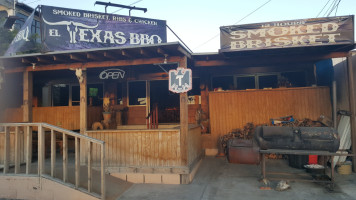 El Texas BBQ inside