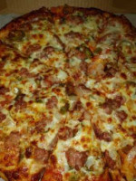 Galluch's Pizza food