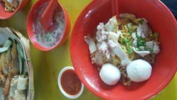 Ah Lim Mee Pok food
