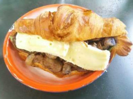 Tiong Bahru Bakery (safari Minden Road) food