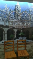 Bar-restaurante El Claustro. outside