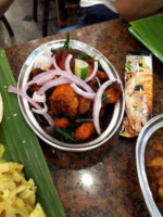 Mutu Curry Fish Head food