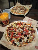 Mod Pizza food