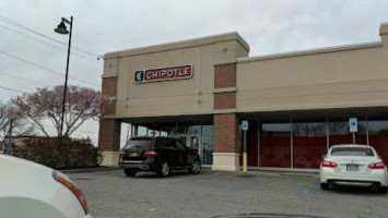 Chipotle Mexican Grill outside