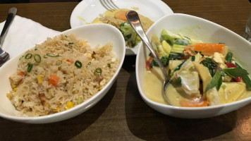 3 Seasons Thai food