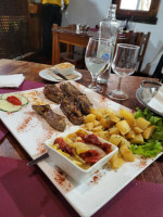 Tasca El Aljibe food