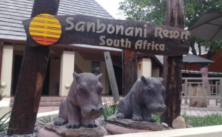 Sanbonani Resort outside