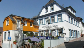 Gasthaus Zur Schauenburg outside