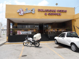 Buba's Pizza Aviación outside
