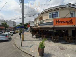 Hassel Steakbar outside