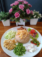 Tang Jai Whan Cafe food