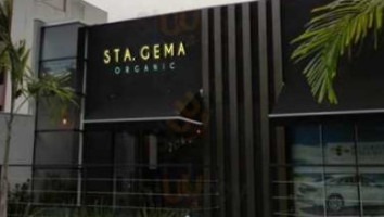 Sta Gema outside