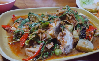 Krua Kanchana Thai Suki food