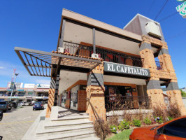 El Cafetalito outside