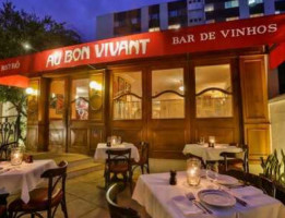 Au Bon Vivant food