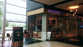 Jeronymo Cafe C.c. 8a Avenida inside