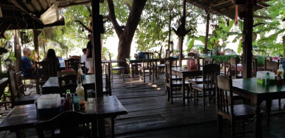 ก๋วยเตี๋ยวกะลา ริมน้ำยม Comida