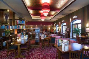 The Old Market Hall Wetherspoon inside