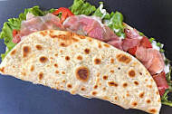 Piadineria La Lova food