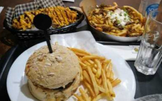 Nobre Burger food