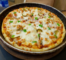 Chick Boss Pizza Parlour food