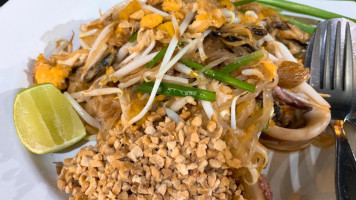 Baan Kwan Food Court food