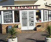 La Marmite outside