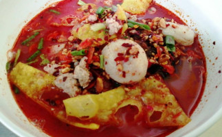 บะหมี่โหน่งชะชะช่า ด่านช้าง food