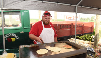 Tanners Orchard food