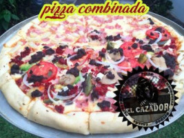 Pizzas El Cazador food