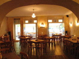 Defne Restaurant inside