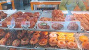 Tan's Donuts food