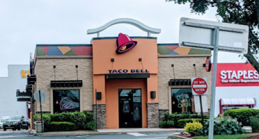 Taco Bell outside