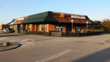 Mcdonald's outside