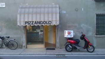 Pizzangolo Di Gabriele Araldi outside