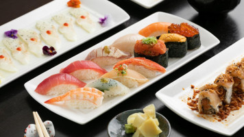 Asakuma Sushi food