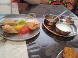 Indu Taj Mahal food
