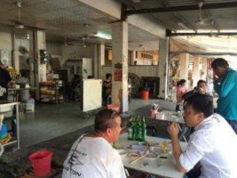 ā Lǔ Xiāng Cháng Shú Ròu Exterior