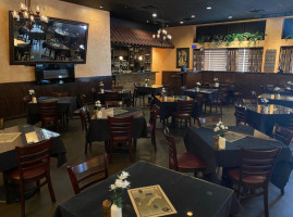 Eddie's Napolis Italian Bistro inside