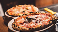 San Remo's Pizzeria food