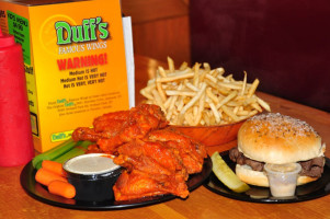 Duff's Famous Wings food