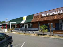 Mcdonald's Redon outside