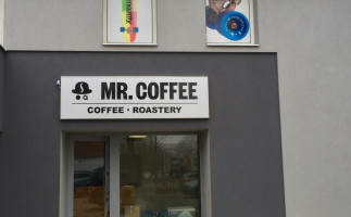 Mr. Coffee Kavárna, Pražírna A Prodejna Kávy outside