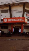 Jantinhas Grill food