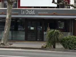 Le Chalet Restaurant outside