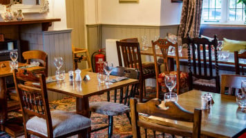 Ilchester Arms food