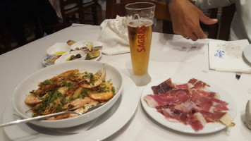 Salinas E Tapas food