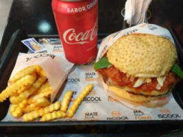 Iscool Burgers Cascavel food